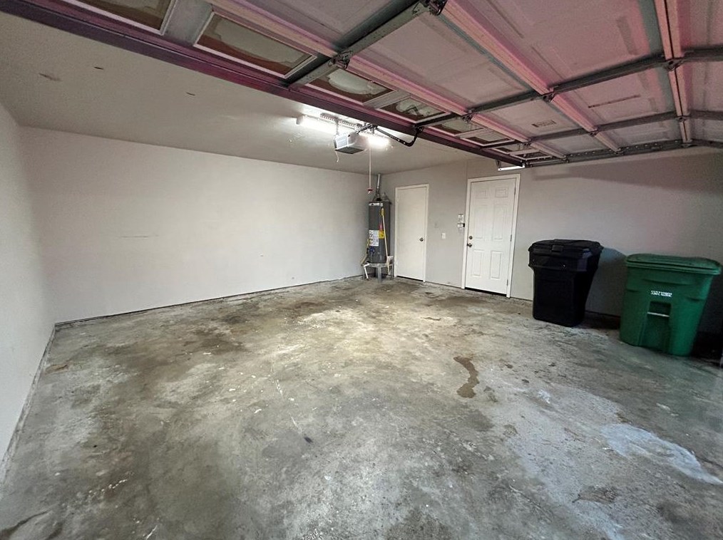 11211 Sageberry Dr, Houston TX  77089-2102 exterior