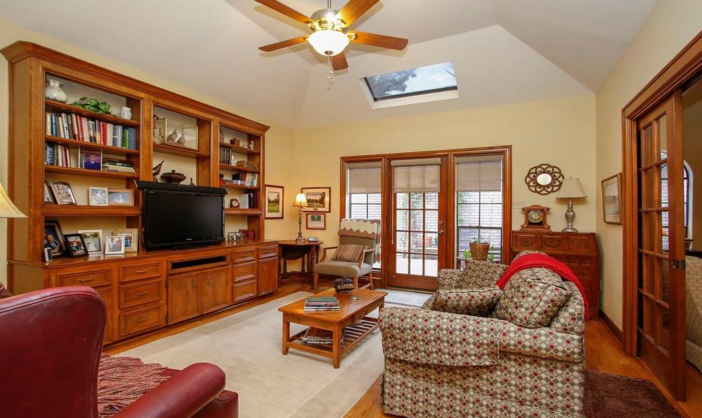 14103 Muirfield Vlg, Houston TX  77069-1753 exterior