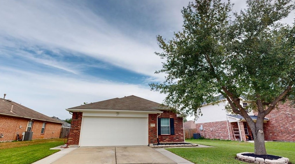 13119 Sandhill Park Ln, Houston, TX 77044-5563