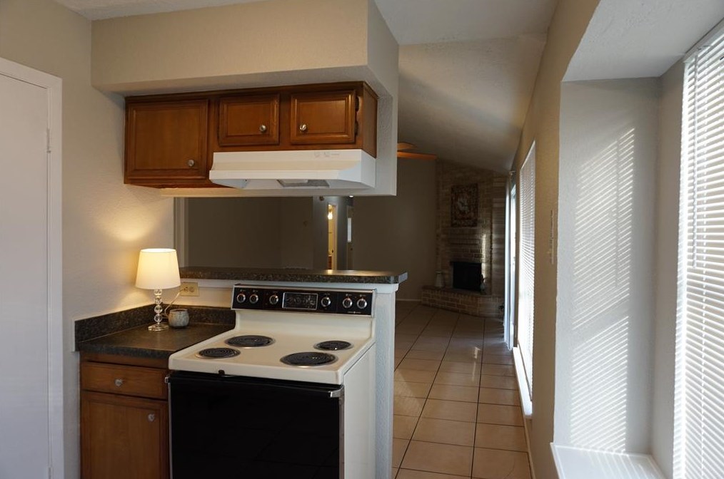 11006 Crenchrus Ct, Houston TX  77086-1404 exterior