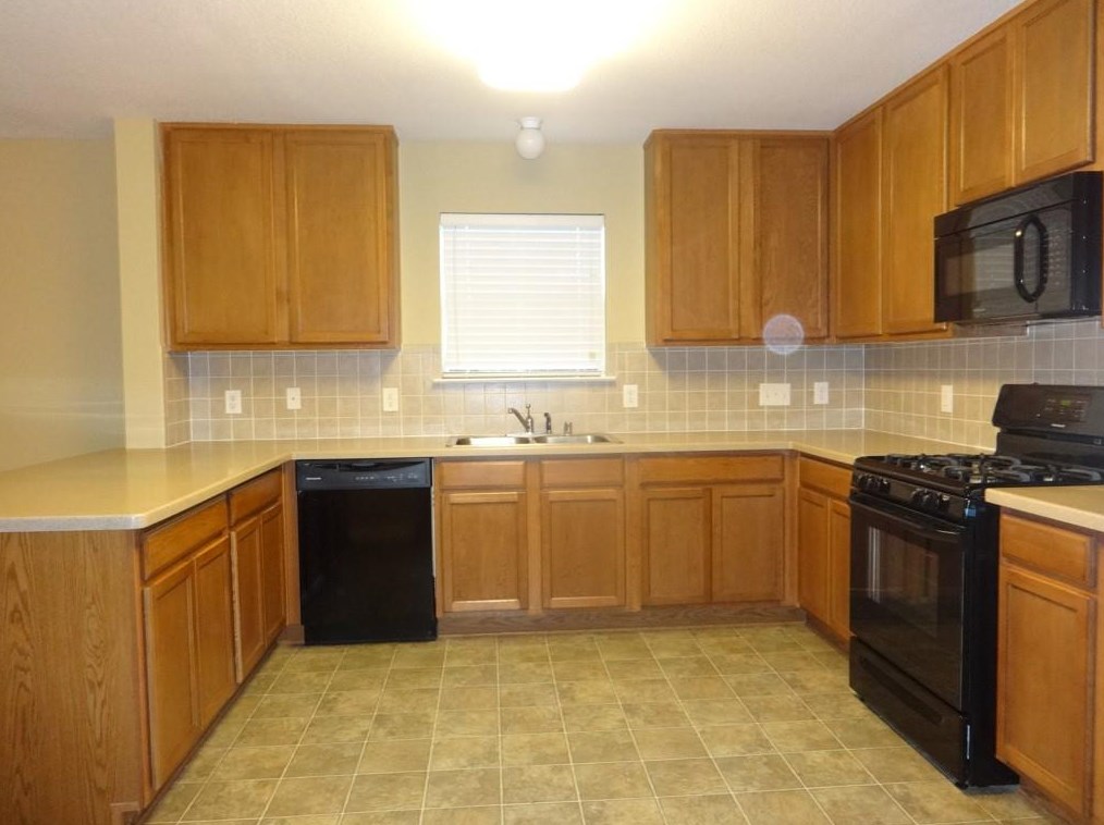 21227 Shadow River Ln, Spring TX  77379-5158 exterior