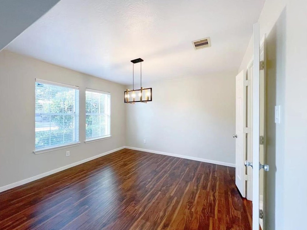 18102 Redoak Manor Ln, Cypress, TX 77433