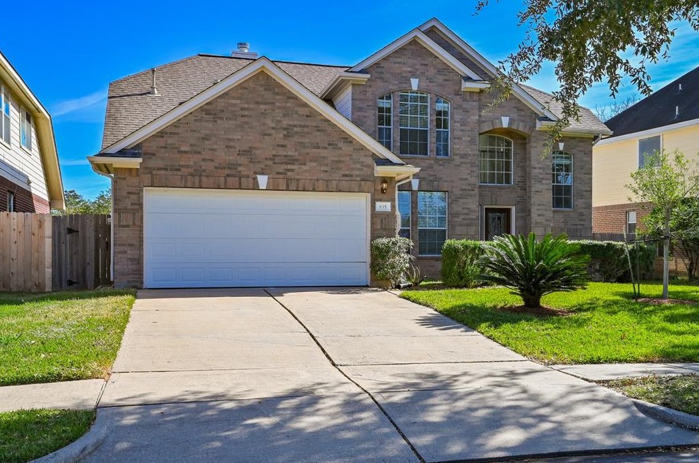 835 Presley Way, Sugar Land, TX 77479