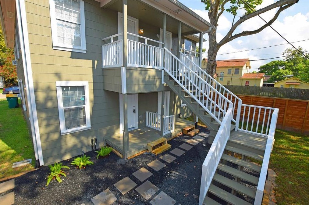 512 N Jones St #1, Baytown, TX 77520