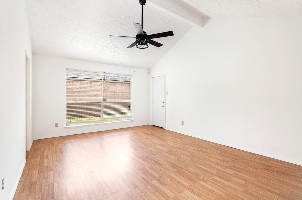 16006 Los Altos Dr, Houston TX  77083-2931 exterior