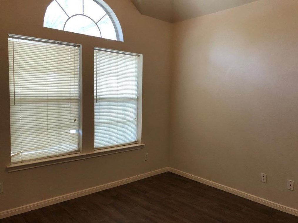 4627 Twisting Rd, Houston, TX 77084