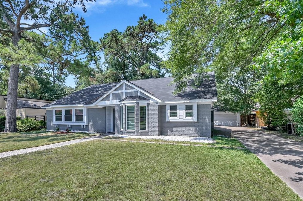 18023 Ella Blvd, Houston, TX 77090-1119