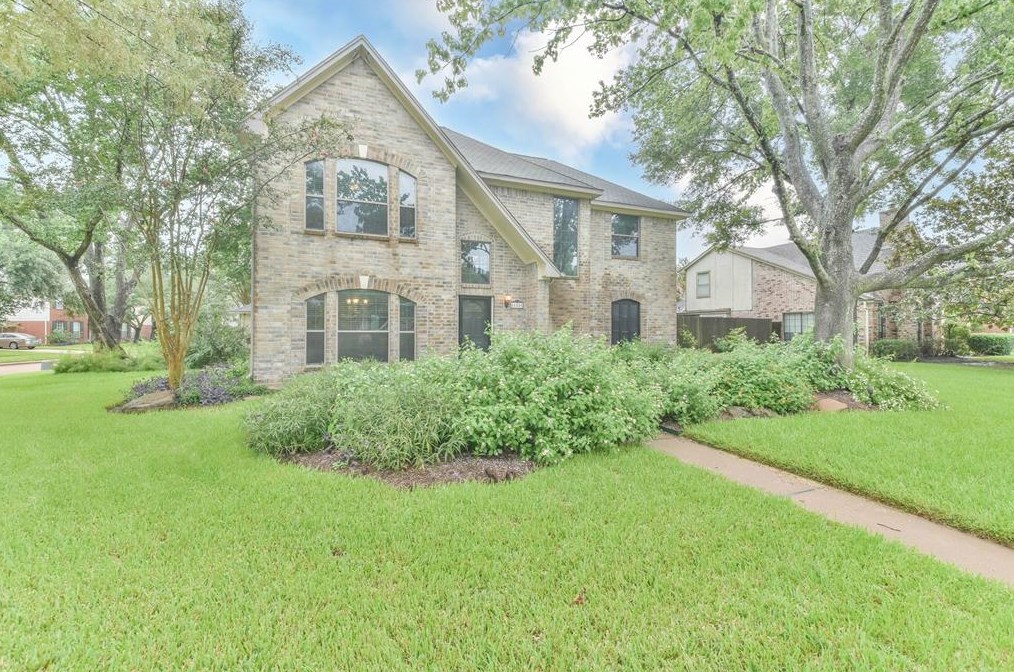 16526 Battlecreek Dr, Houston, TX 77095-3949