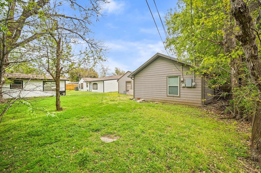 4911 Culmore Dr, Houston TX  77021-3017 exterior