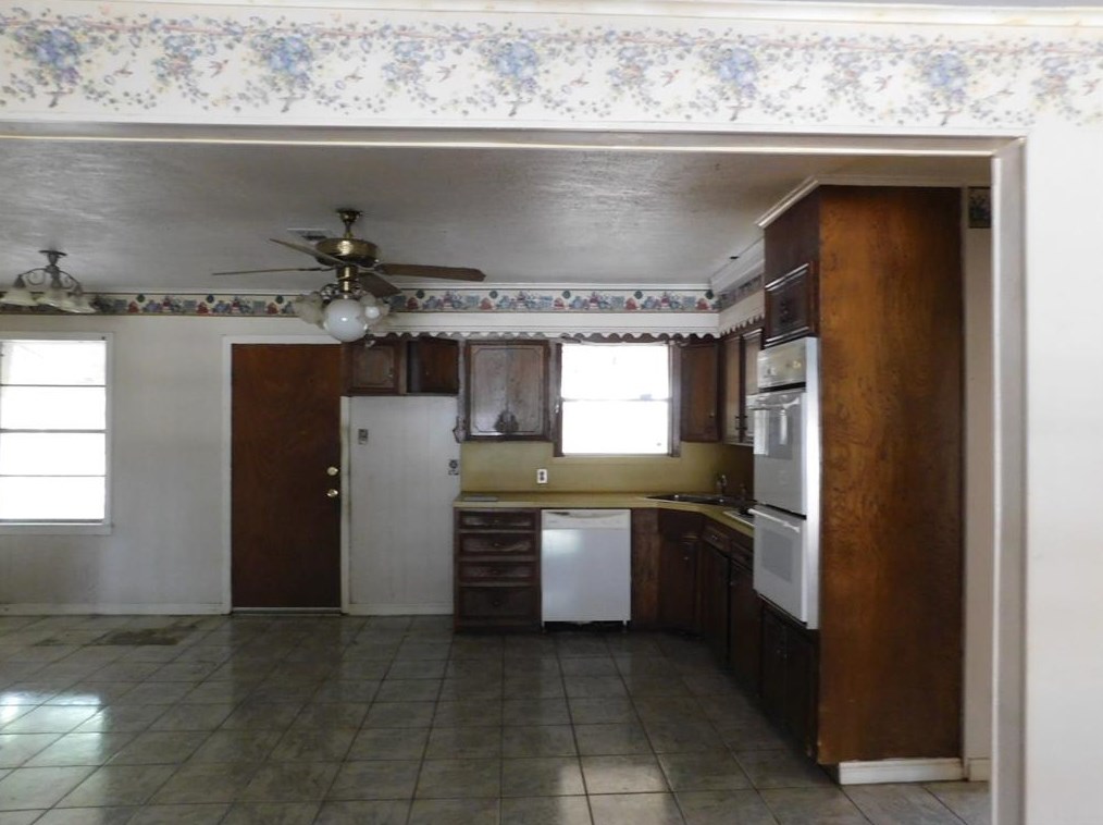 1411 Orrel Dr, Pasadena TX  77503-2135 exterior