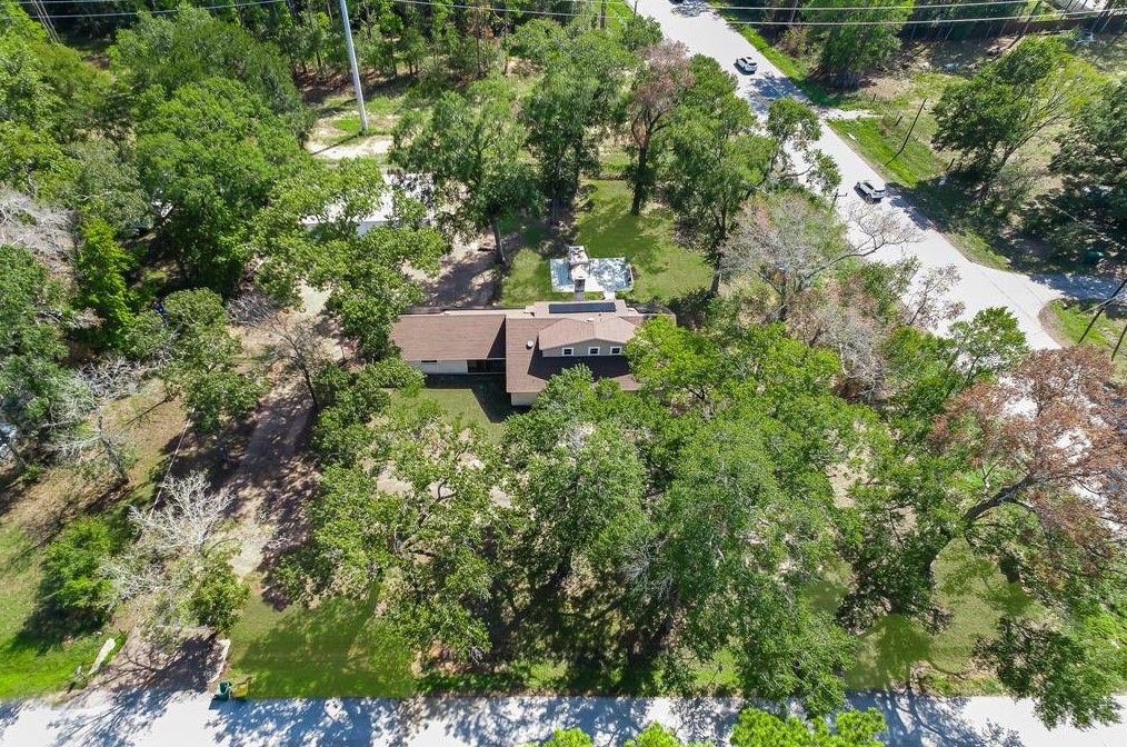 1600 Southern Oaks Dr, Conroe, TX 77301