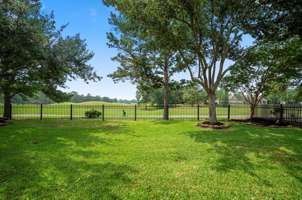 1334 Chelshurst Way, Spring, TX 77379