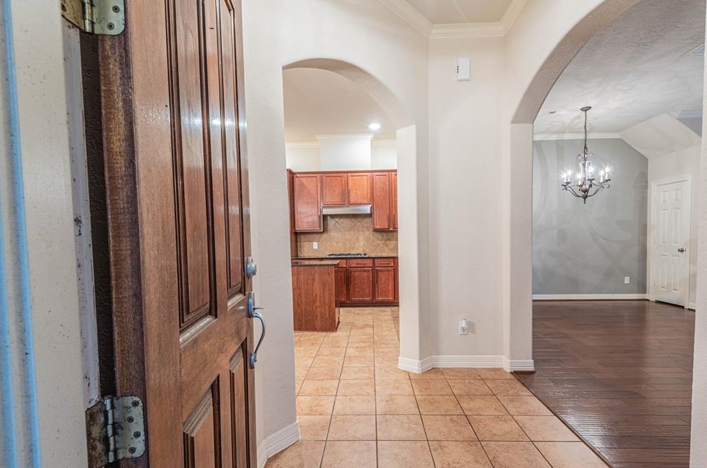 10623 Wallingford Pl, Houston, TX 77042-3566