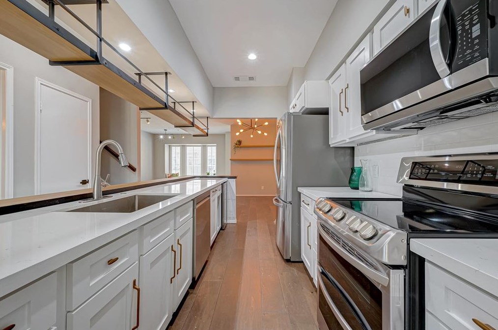 3607 Wakeforest St #8-3607, Houston, TX 77098
