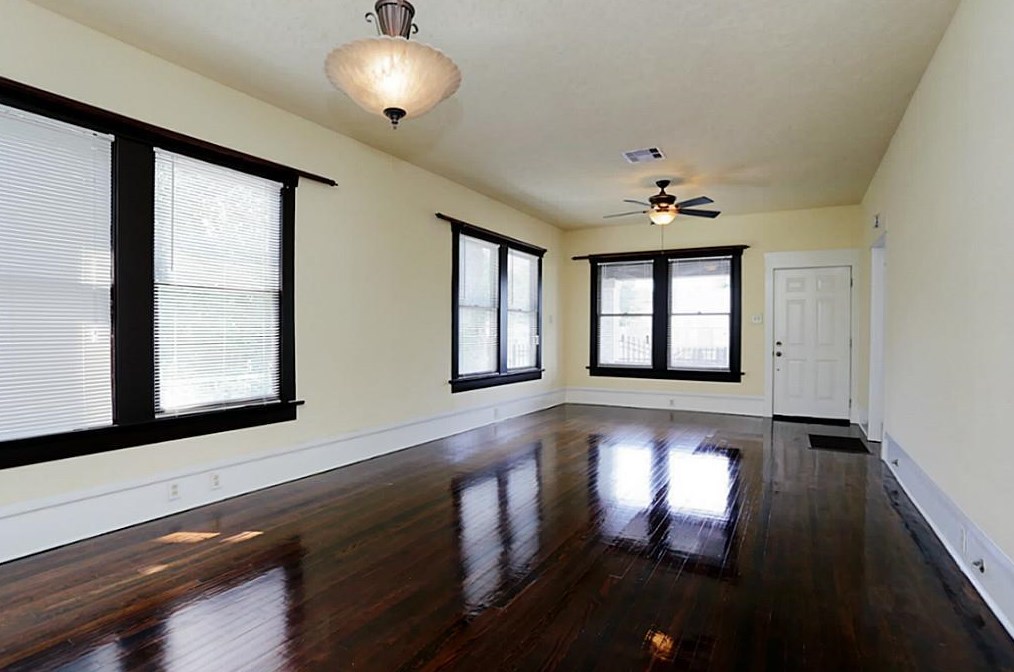 1211 Bingham St, Houston, TX 77007