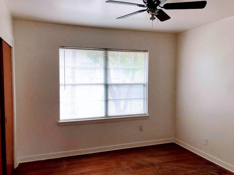 10806 Burdine St, Houston TX  77096-5008 exterior