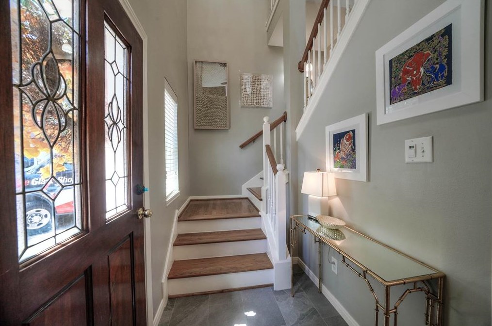 807 Reinicke St, Houston, TX 77007-5271