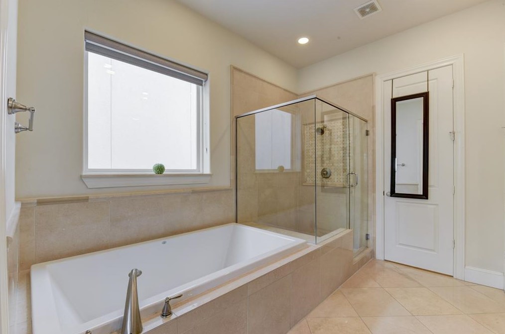 1108 29 St, Houston TX  77009-1114 exterior