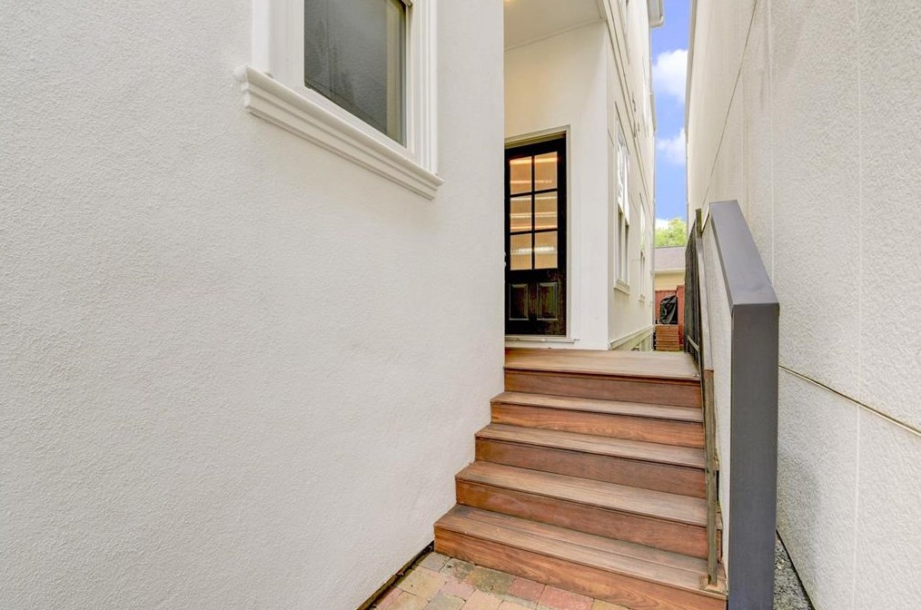 1108 29th St, Houston TX  77009-1114 exterior