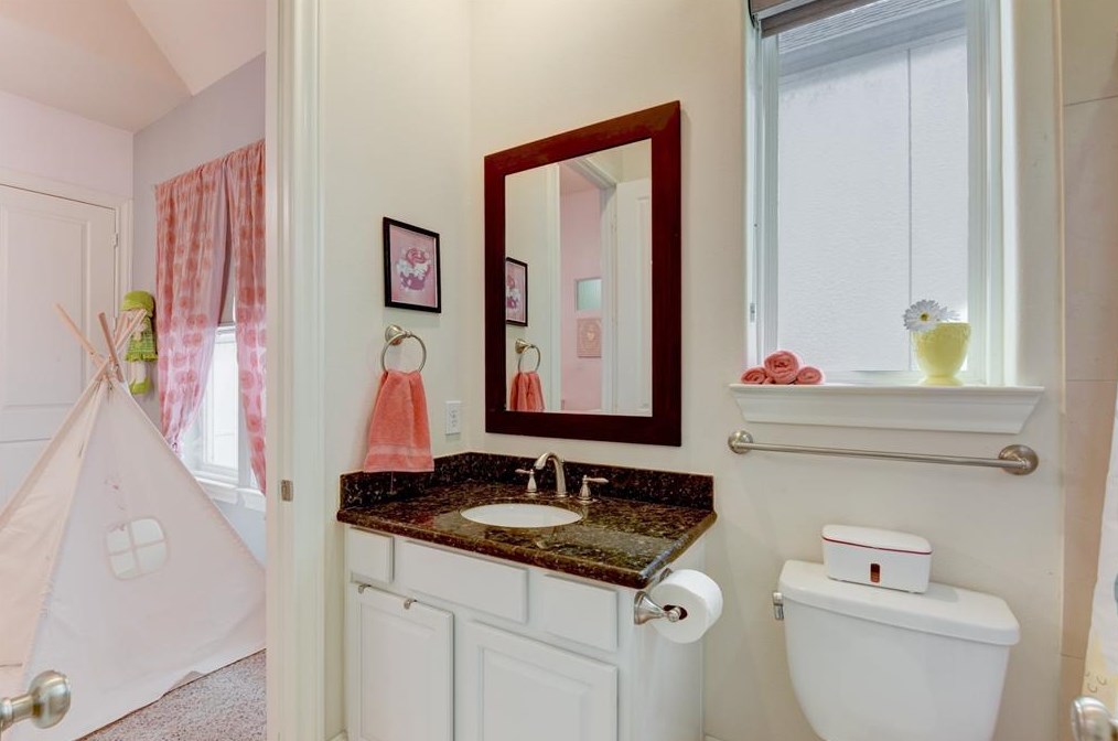 1108 29 St, Houston TX  77009-1114 exterior