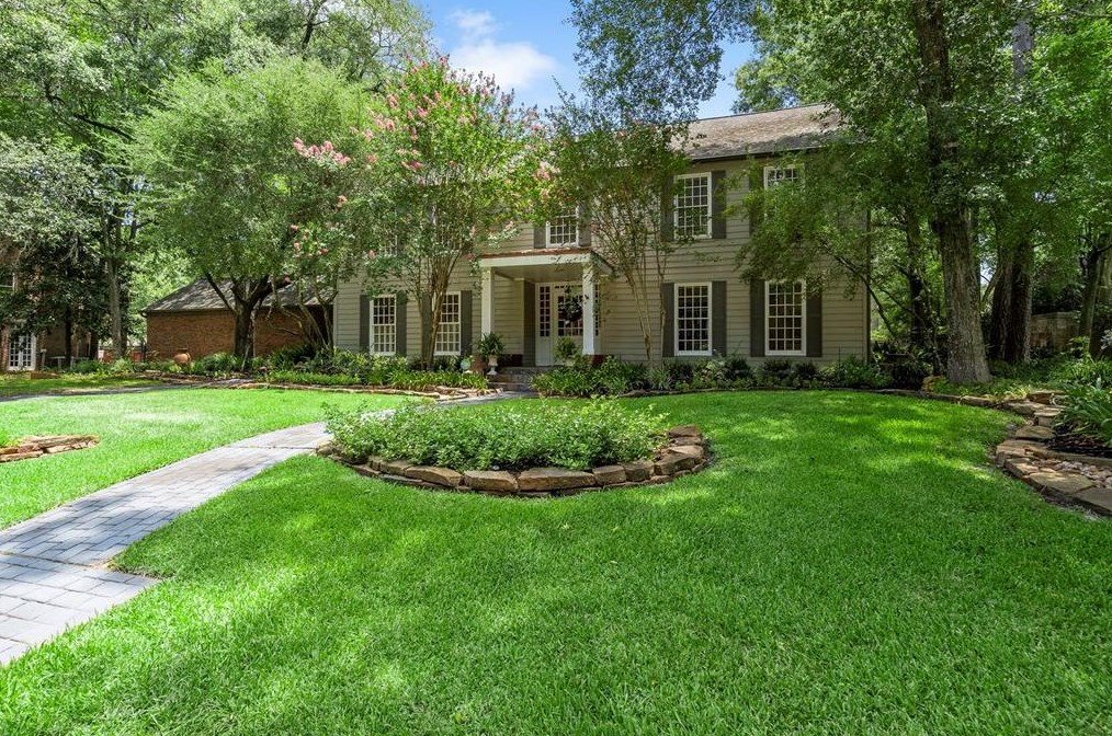 14026 Champions Hamlet Ct, Houston TX  77069-1877 exterior