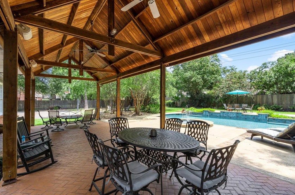 14026 Champions Hamlet Ct, Houston TX  exterior
