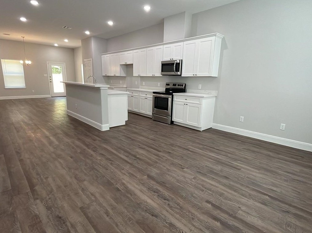 832 Elkhart St #c, Houston, TX 77091
