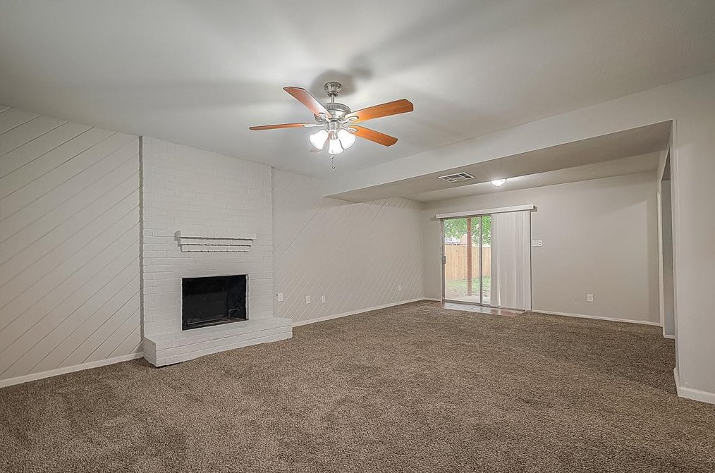 2327 Trailing Vine Rd, Spring, TX 77373