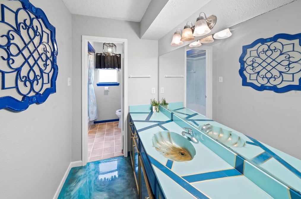 11927 Osage Park Dr, Houston TX  77065-3807 exterior