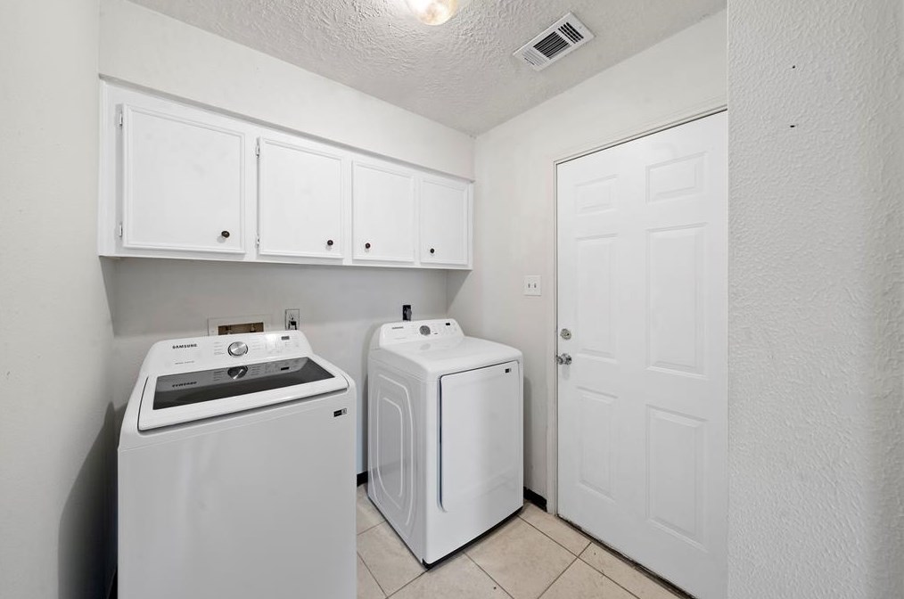 11927 Osage Park Dr, Houston TX  77065-3807 exterior