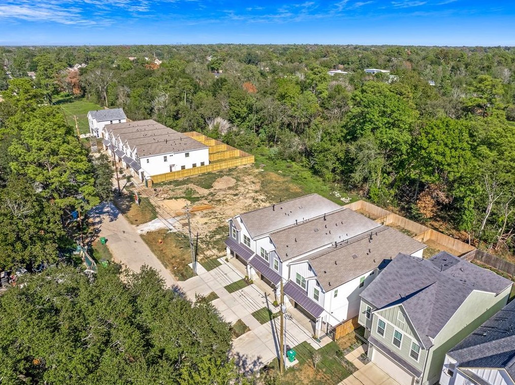 5714 Balbo St, Houston TX  77091-4603 exterior