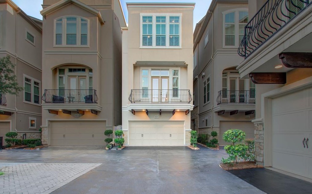 5215 Gibson St, Houston, TX 77007