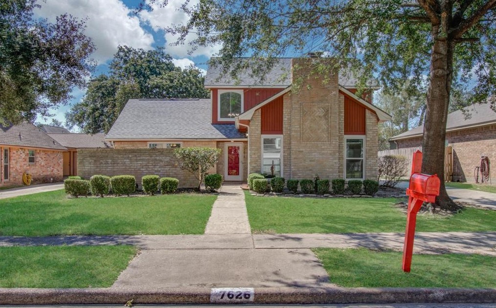 7626 Cypress Dr, Humble, TX 77396