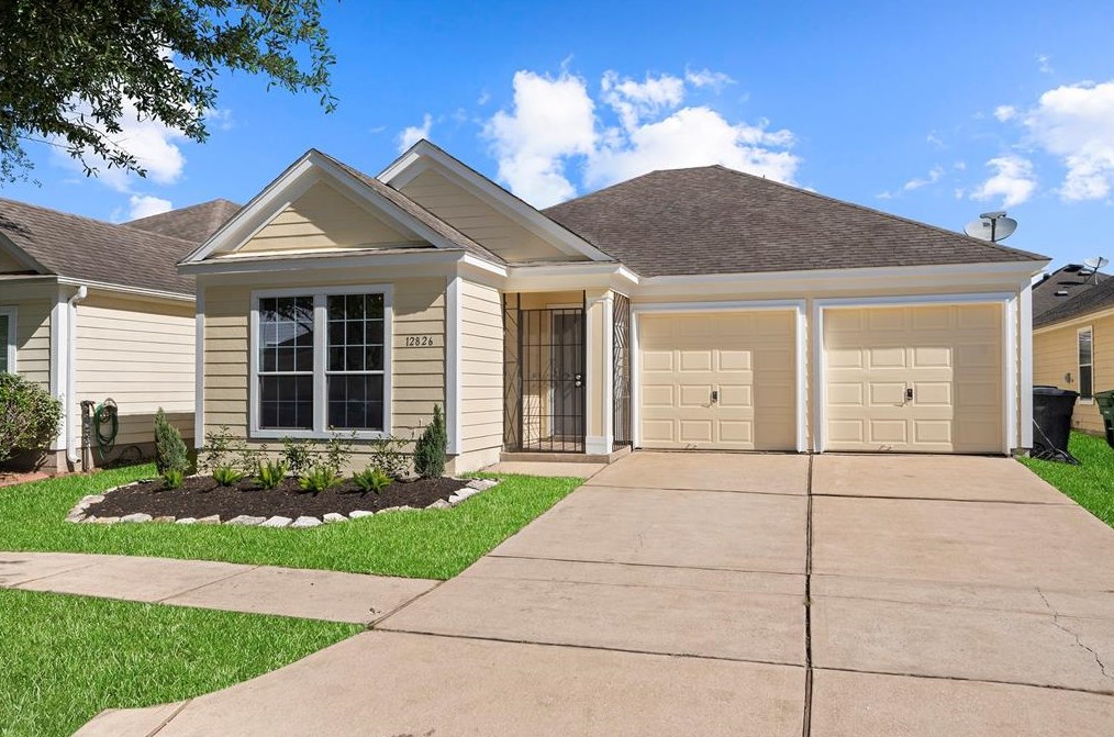 12826 Lodenbriar Dr, Houston, TX 77072
