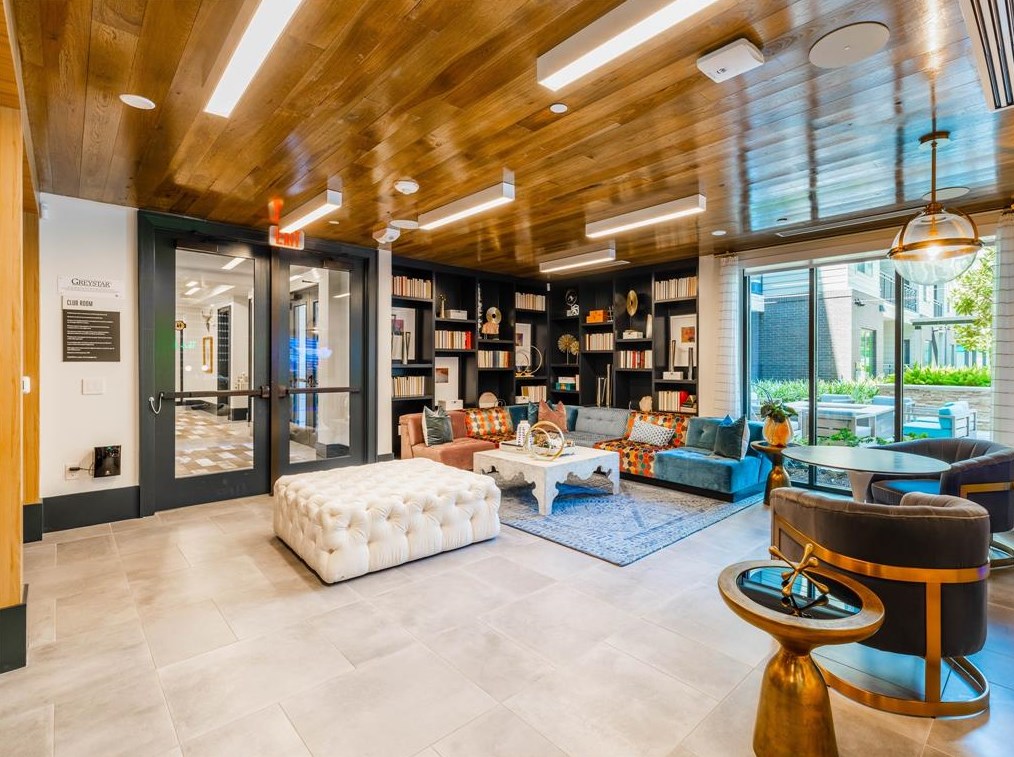555 W 19th St #655, Houston, TX 77008