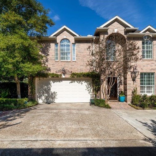 1420 Woodvine Dr, Houston, TX 77055-5014