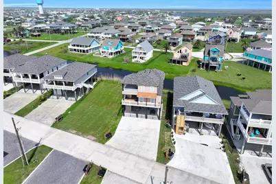 1983 Royalville Court, Crystal Beach, TX 77650 - Photo 48