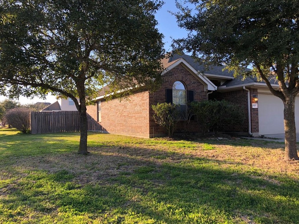 18103 Hillock Glen Ln, Cypress, TX 77429
