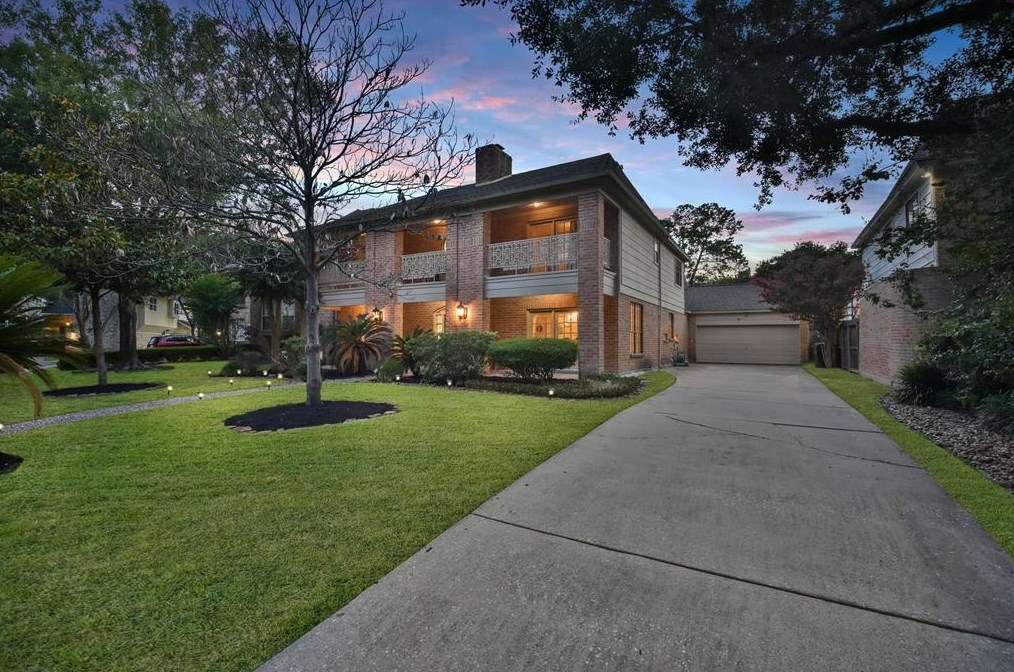 7215 Holder Forest Cir, Houston, TX 77088-7431