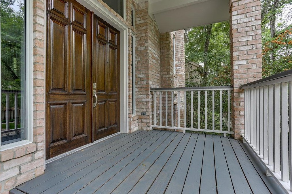 54 Lazy Ln, Spring TX  77380-1321 exterior