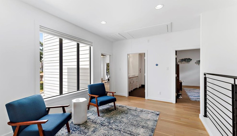 1435 Chantilly Ln, Houston TX  77018-3115 exterior