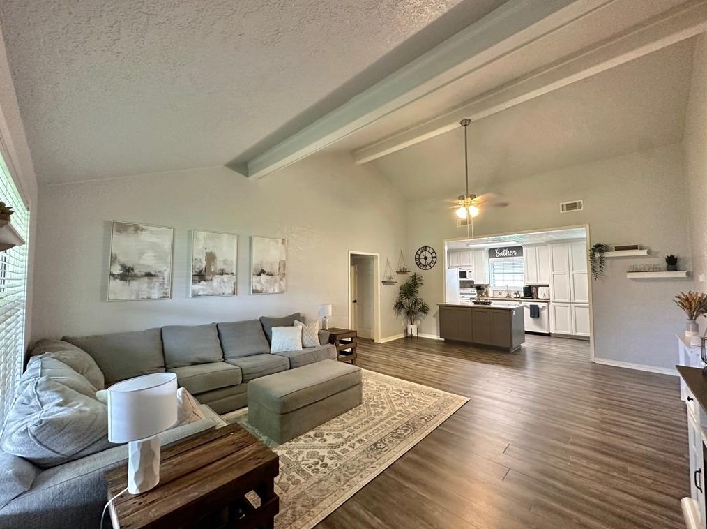 605 Sweet Gum St, Orange, TX 77632