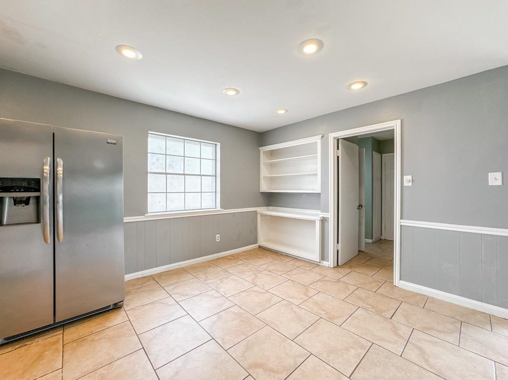 403 Pebblebrook Dr, Taylor Lake Village TX  77586-6012 exterior