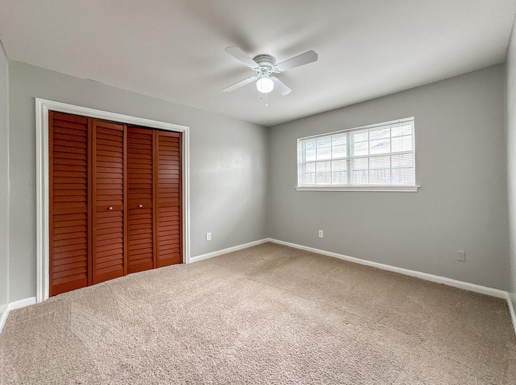 403 Pebblebrook Dr, Taylor Lake Village TX  77586-6012 exterior