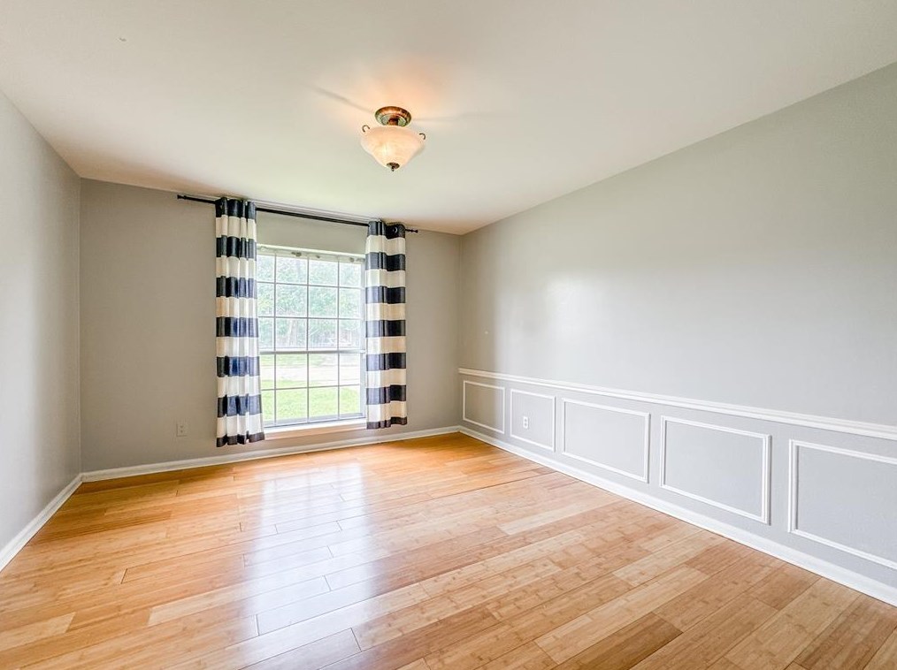 403 Pebblebrook Dr, Taylor Lake Village TX  77586-6012 exterior