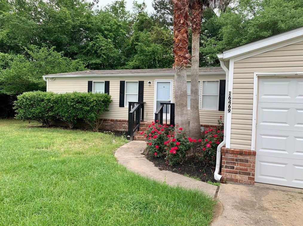 16469 Spring Rain Ct, Conroe, TX 77302