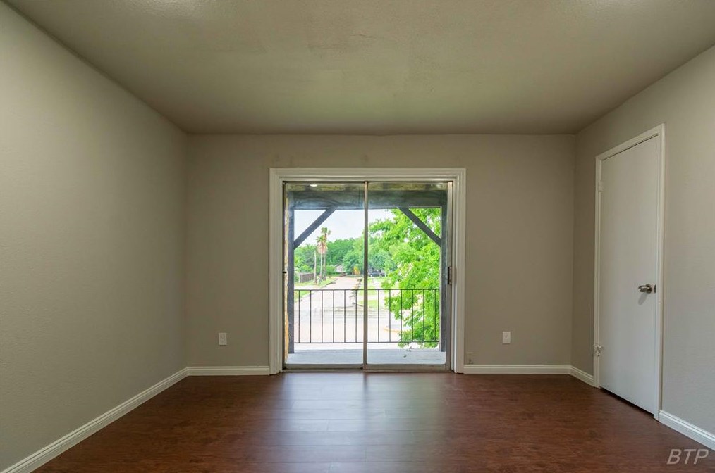 11947 Beechnut St, Houston TX  77072-4028 exterior