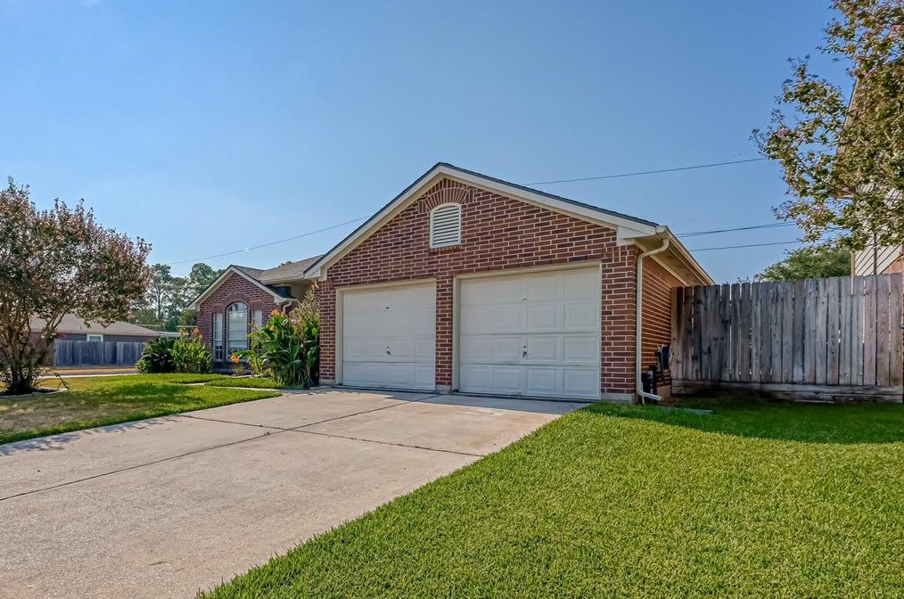 3403 Keygate Dr, Spring TX  77388-3339 exterior