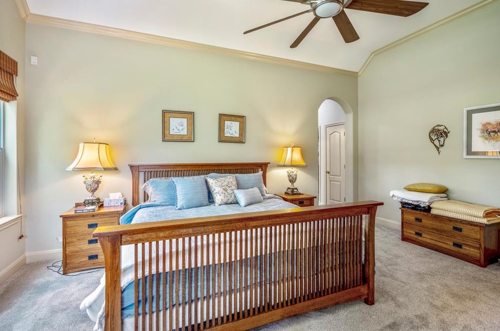 10215 Earlington Mnr Dr, Spring TX 77379-7463 exterior