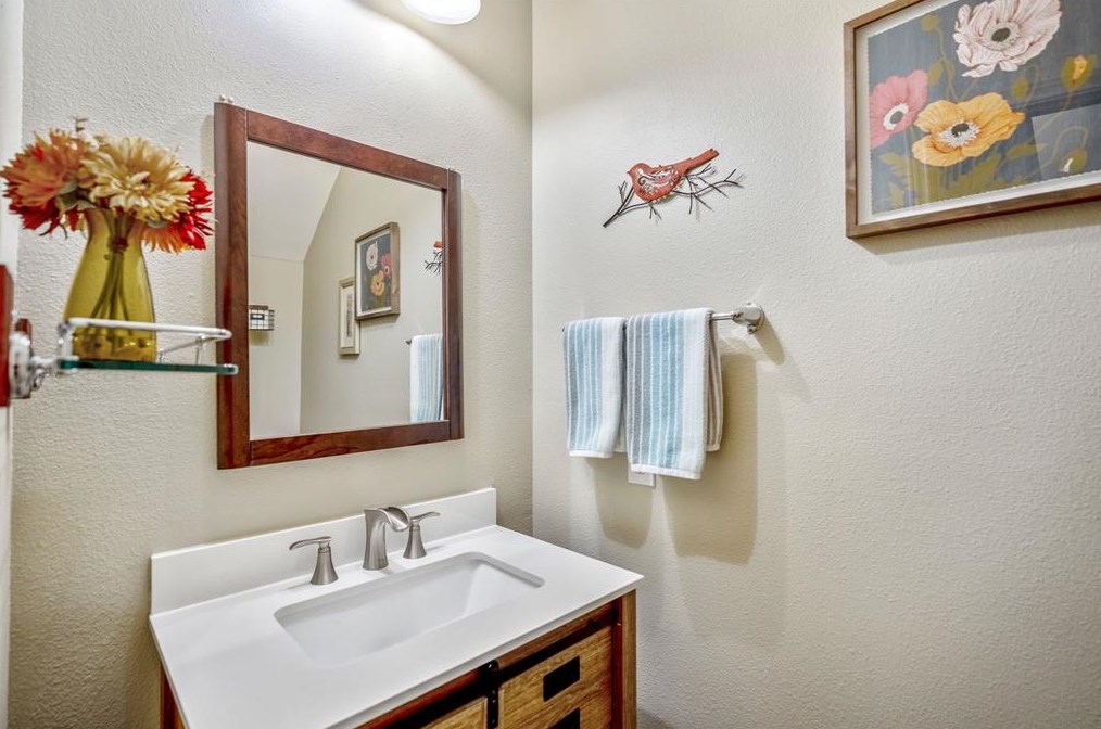 10215 Earlington Mnr Dr, Spring TX 77379-7463 exterior